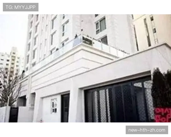 王燊超发了豪宅泳池照，隔壁邻居月薪都买不起一扇窗